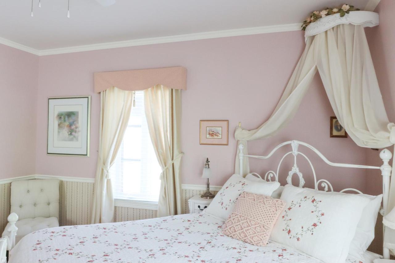 Bed & Breakfast, Gite La Princesse Des Champs Boischatel Экстерьер фото