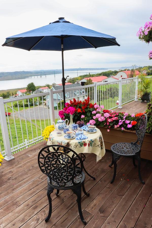 Bed & Breakfast, Gite La Princesse Des Champs Boischatel Экстерьер фото